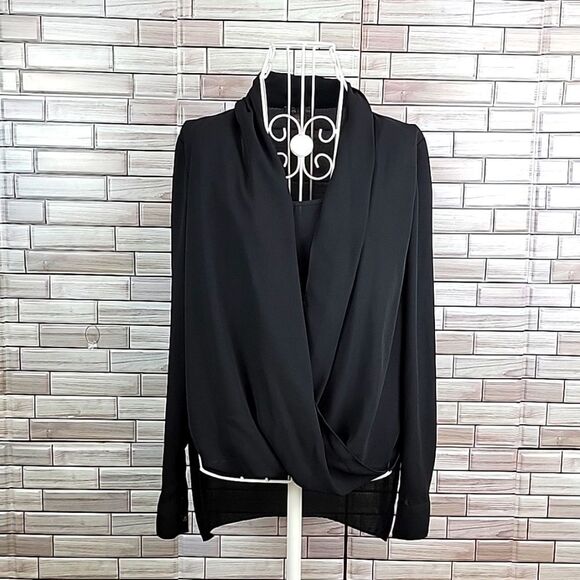 Vince Camuto faux wrap front chiffon blouse Size XS - Picture 1 of 12